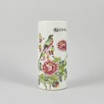 1056 2545 BRUSH VASE